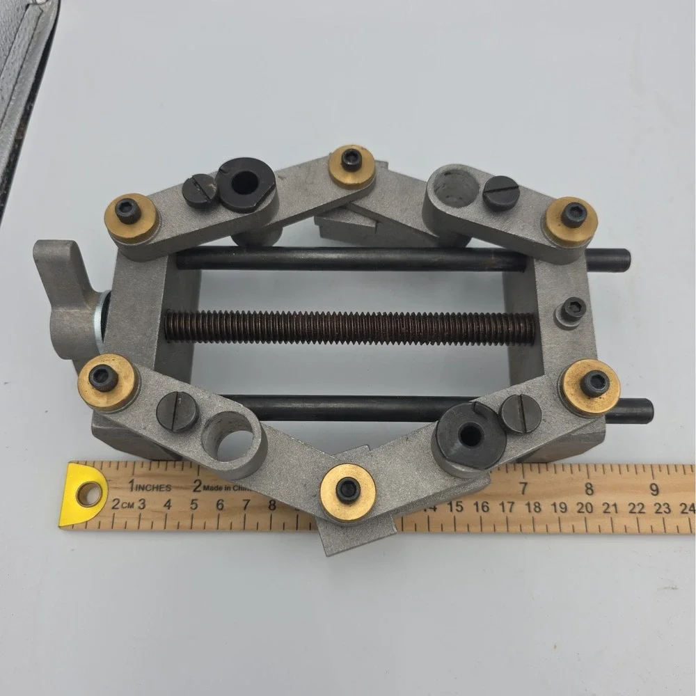 LEICHTUNG double edge